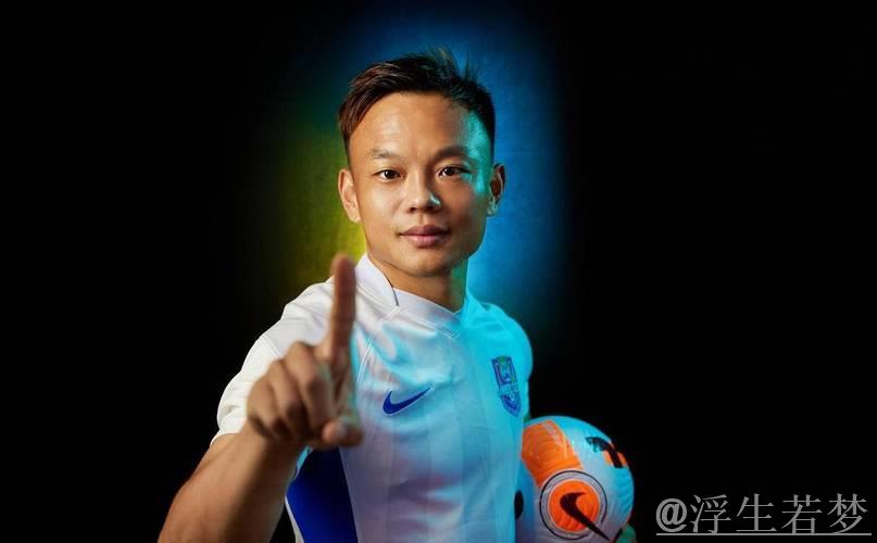 周通赛后欲换球衣遭拒,穆勒凯恩解释初闻误会 周通赛后欲换球衣遭拒,穆勒凯恩解释初闻误会